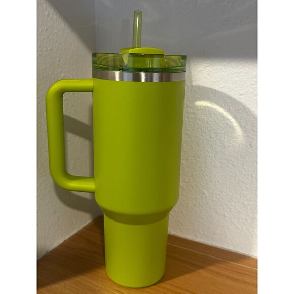 Starbucks x Stanley 2024 Philippines Exclusive Lime Green Tumbler 40 Oz. NWT - Picture 2 of 4